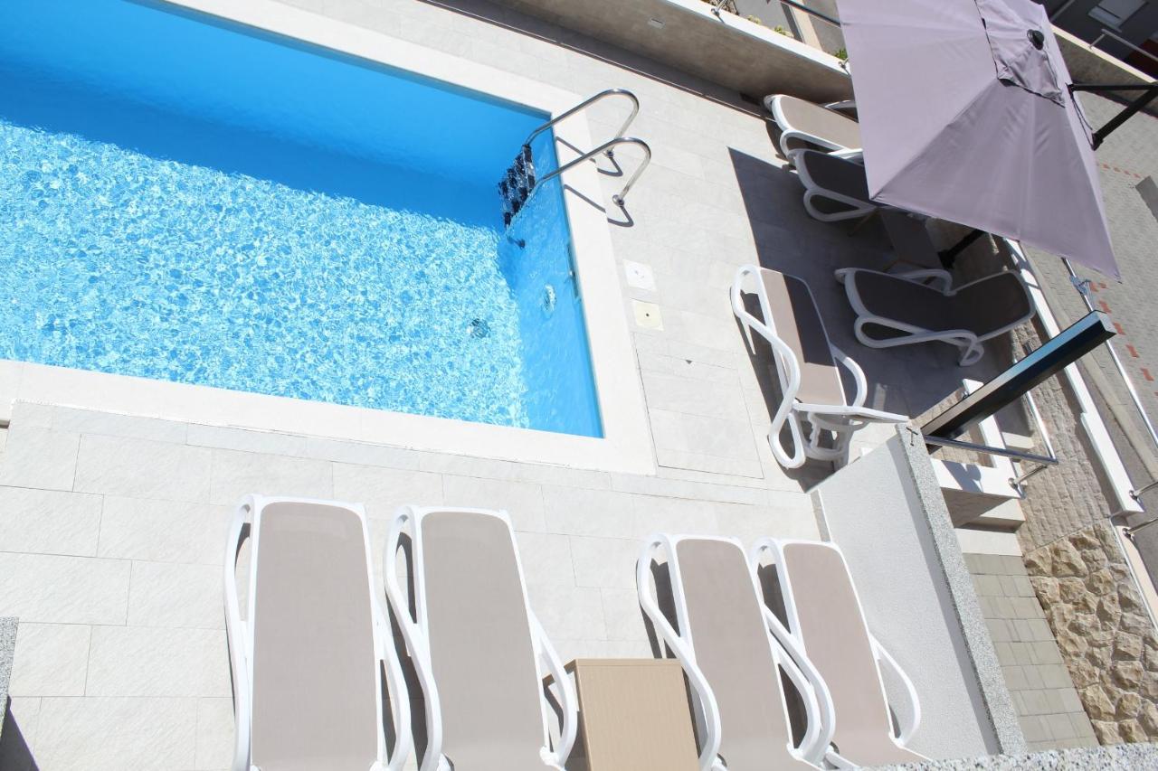 Villa Lumada Pool Apartments Novalja Exterior photo