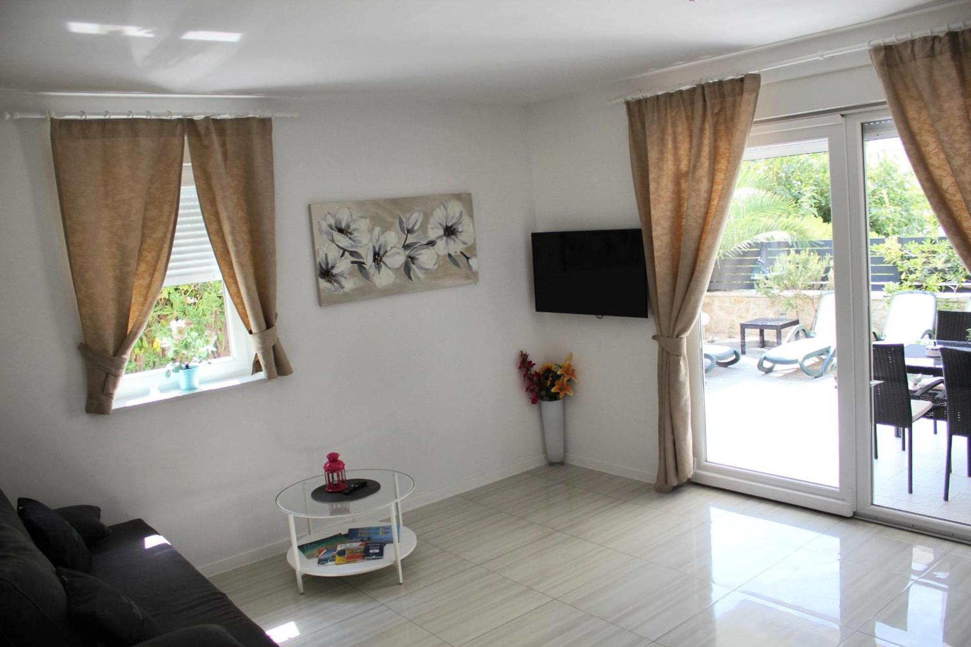 Villa Lumada Pool Apartments Novalja Exterior photo